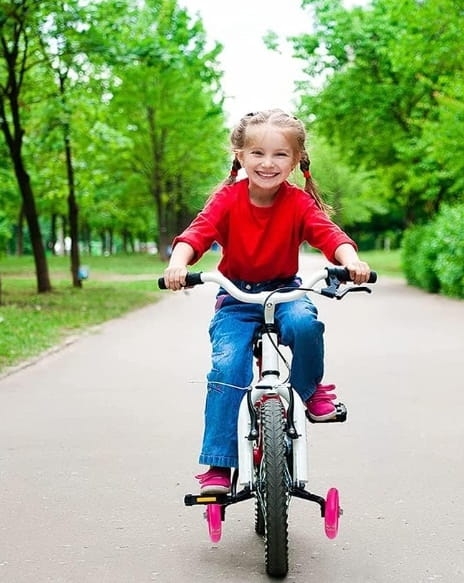 Kolka-Boczne-do-Roweru-Podporowe-do-Nauki-Jazdy-Uniwersalne-Regulowane-LED-Wiek-dziecka-3-lata.jpg